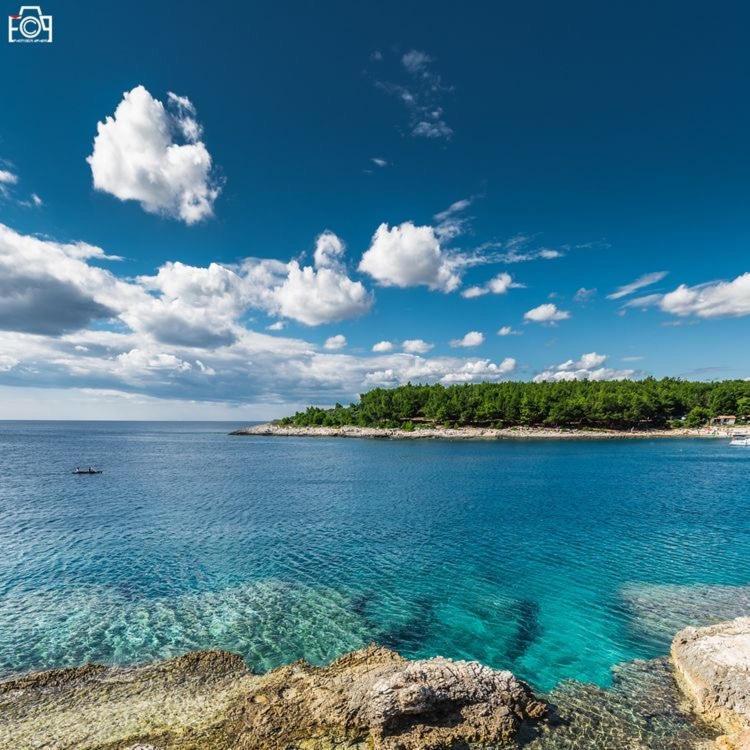 Apartman Yacht Medulin Exteriör bild