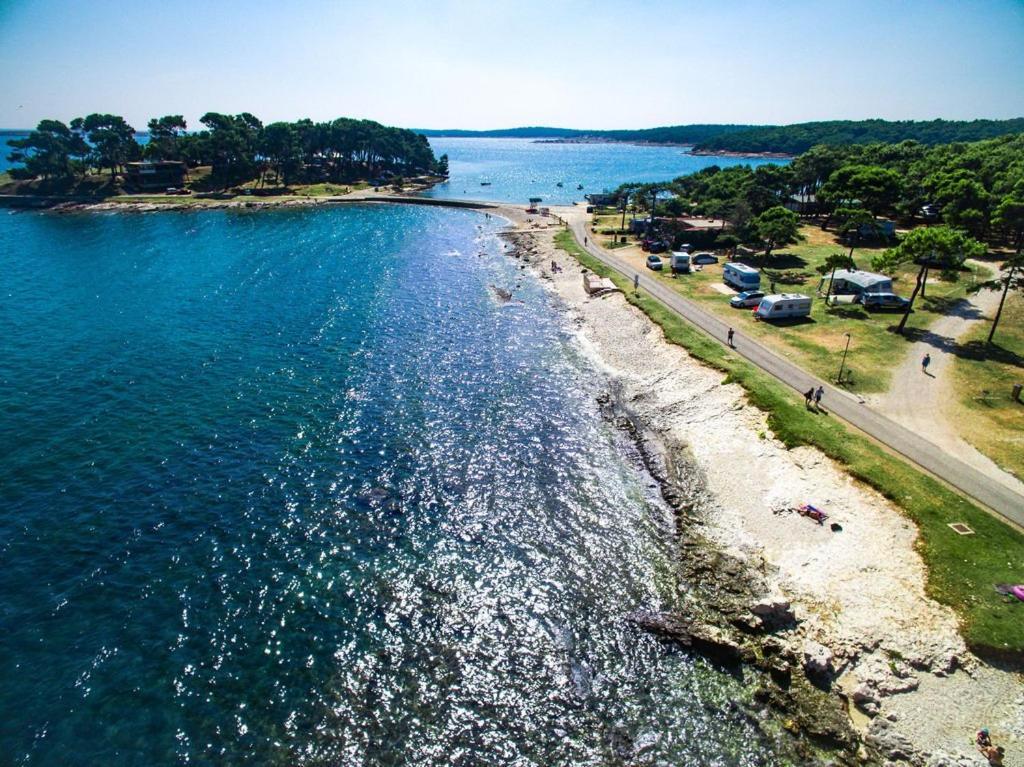 Apartman Yacht Medulin Exteriör bild