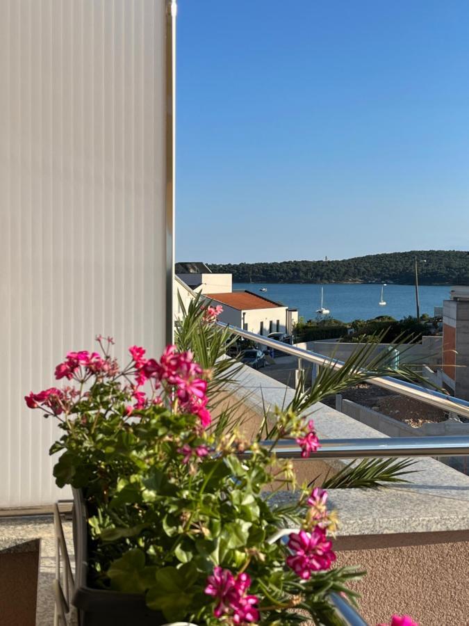 Apartman Yacht Medulin Exteriör bild